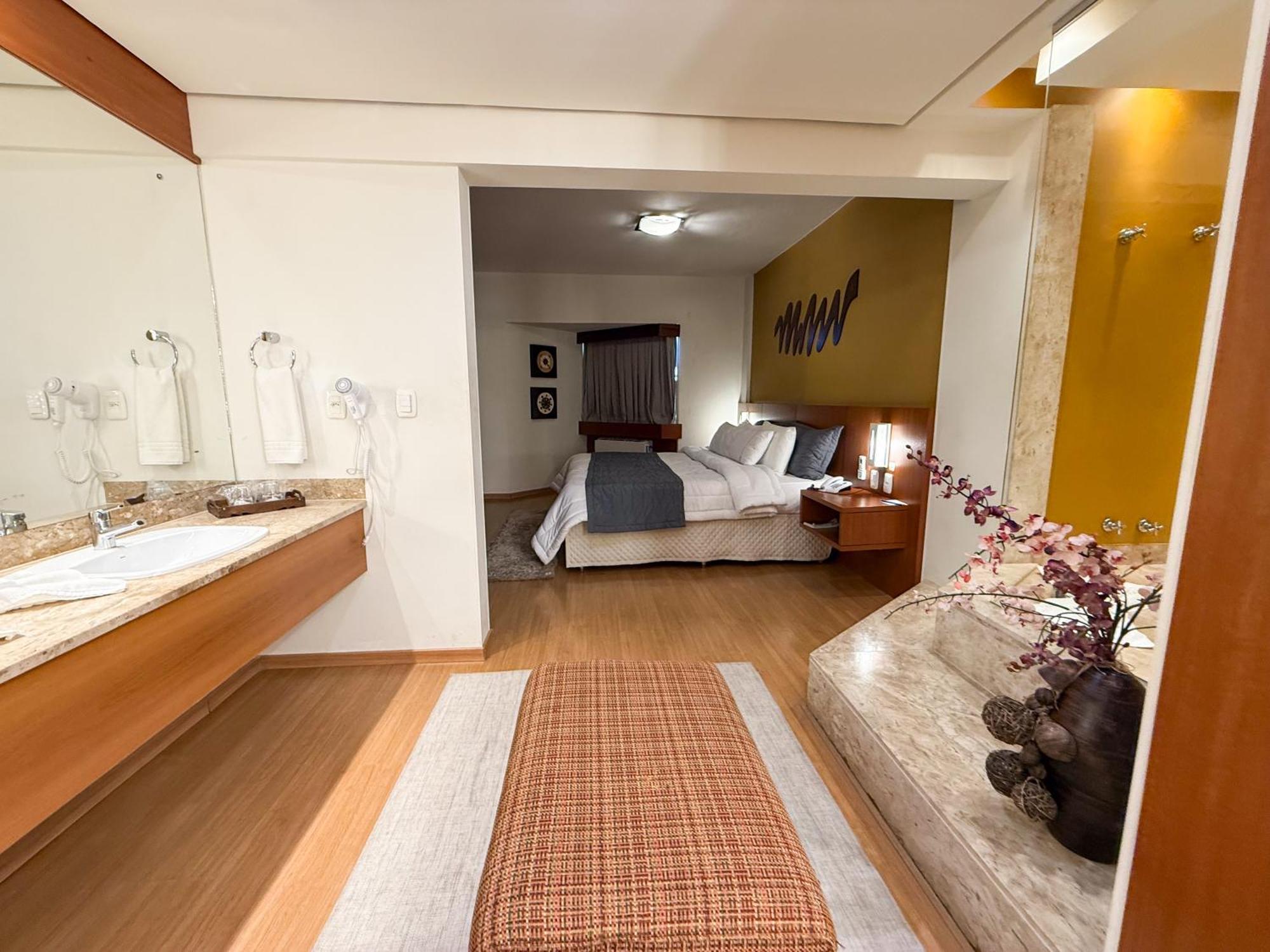 Hotel Caiuá Umuarama Buitenkant foto